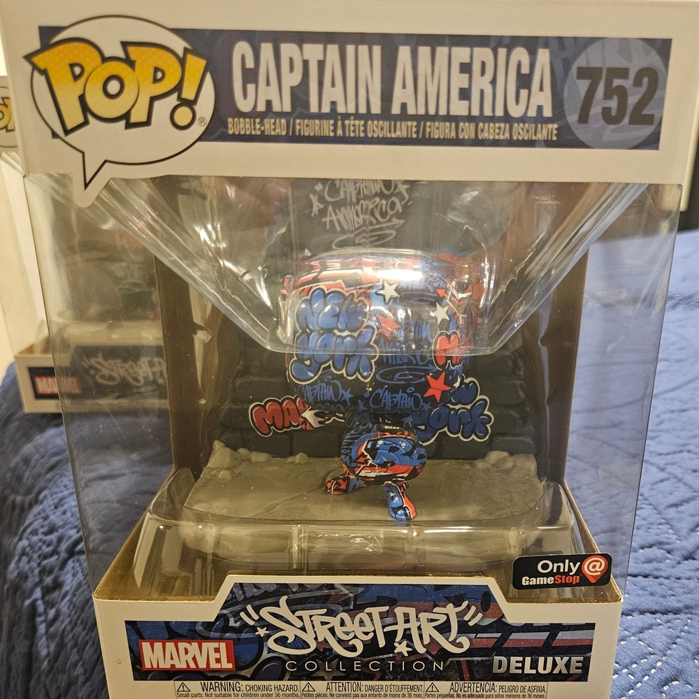 Funko Pop! Street Art Collection Deluxe Figures. Marvel (Six Total)